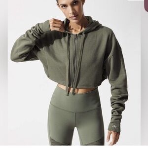 ALO Yoga Cropped Zip Up Hoodie